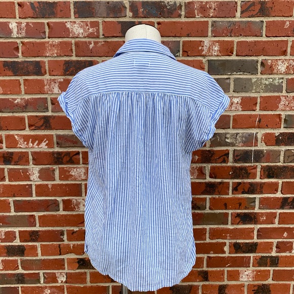 Old Navy Top - Picture 2 of 3